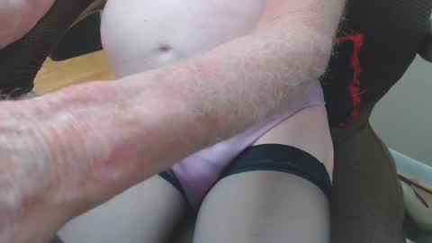 Snapshot of pantystroker chatting on 01.06.25 PS PantyStroker online show from 01.06.25