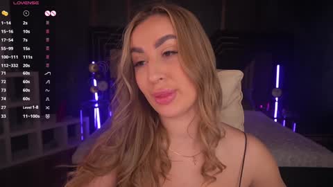 Snapshot of paolamola chatting on 01.21.25 Lia online show from 01.21.25