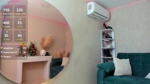 Snapshot of paolarey_ chatting on 02.12.25 paolarey_ online show from 02.12.25