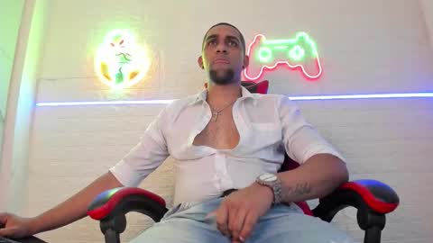 Paolo online show from 12.01.25