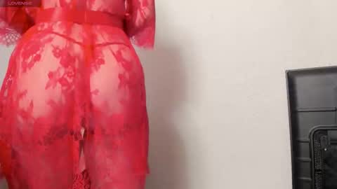 Snapshot of pareja_veda chatting on 09.20.25 pareja_veda online show from 09.20.25