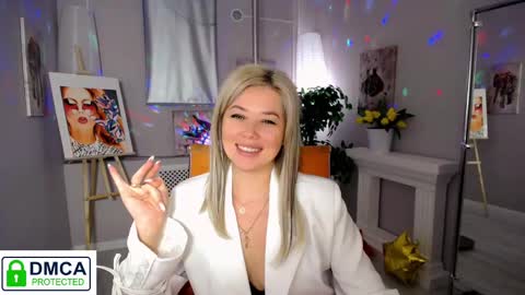 Snapshot of passionate_babe chatting on 02.12.25 I have returned from vacation and I am glad to share my energy and emotions with you online show from 02.12.25