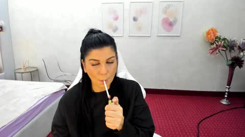 Snapshot of patriciakeys chatting on 12.30.24 Patricia online show from 12.30.24