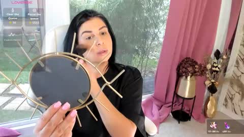 Snapshot of patriciakeys chatting on 10.07.25 Patricia online show from 10.07.25
