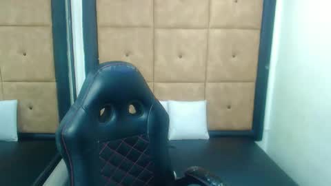 PatrickXX 1 online show from 09.28.25