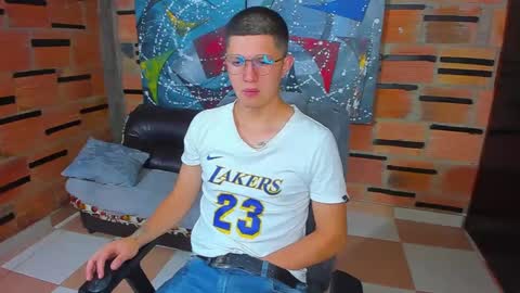 Snapshot of patrik027 chatting on 02.26.25 .... online show from 02.26.25