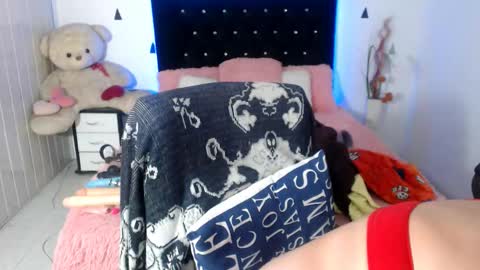 Snapshot of patty_squirt87 chatting on 09.17.25 patty squirt87 online show from 09.17.25