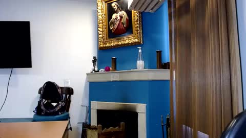 Snapshot of paula_anderson chatting on 01.21.25 PAULA online show from 01.21.25