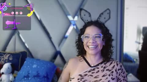 Snapshot of paula_daniela1 chatting on 10.05.25 Paula online show from 10.05.25