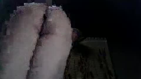 Snapshot of paulalejandrobettolipelaez chatting on 12.05.25 Maunder online show from 12.05.25