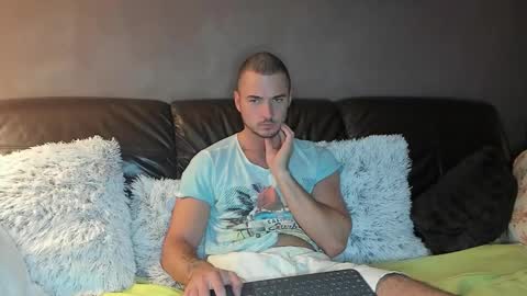Snapshot of paulblack021 chatting on 10.24.25 paulblack021 online show from 10.24.25