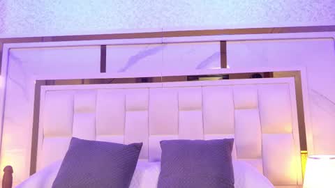 Paulina  online show from 11.30.25