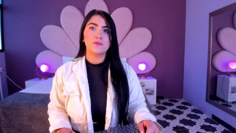 Snapshot of paulinaduarte_ chatting on 01.23.25 Paulina online show from 01.23.25