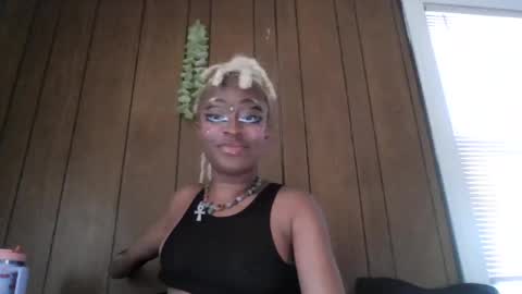 Peach online show from 12.04.25