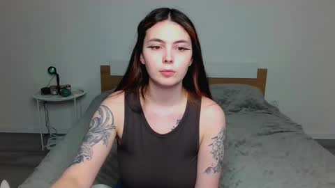 Snapshot of peachybabe__ chatting on 02.05.25 Peachy online show from 02.05.25