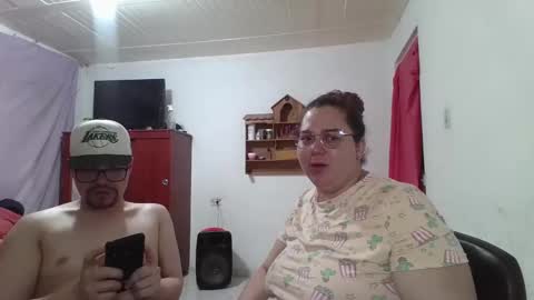 Snapshot of pecadodulce chatting on 02.13.25 pecadodulce online show from 02.13.25