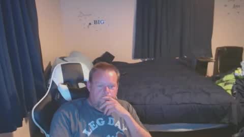 Snapshot of pecker40 chatting on 02.23.25 pecker40 online show from 02.23.25