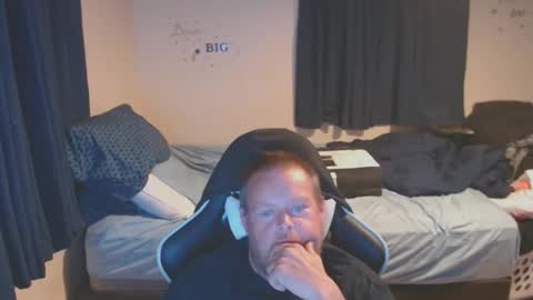 Snapshot of pecker40 chatting on 03.04.25 pecker40 online show from 03.04.25