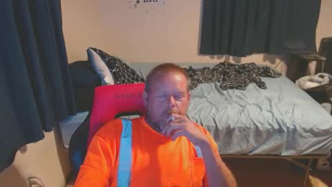 Snapshot of pecker40 chatting on 09.16.25 pecker40 online show from 09.16.25