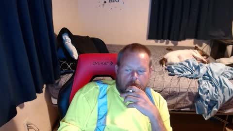 Snapshot of pecker40 chatting on 09.24.25 pecker40 online show from 09.24.25