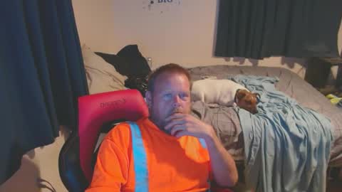 Snapshot of pecker40 chatting on 10.09.25 pecker40 online show from 10.09.25