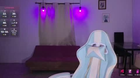 Snapshot of peggy_funn chatting on 11.08.25 peggy-funn online show from 11.08.25