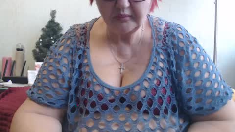 Snapshot of peggysoft chatting on 02.18.25 PeggySoft online show from 02.18.25
