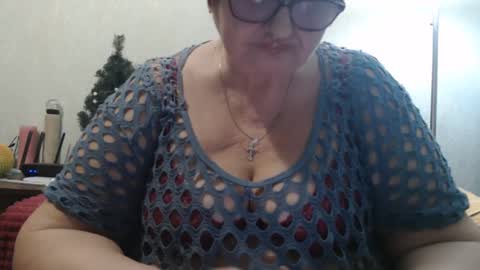 Snapshot of peggysoft chatting on 02.19.25 PeggySoft online show from 02.19.25