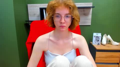 Snapshot of penny_lust chatting on 09.11.25 Penny online show from 09.11.25