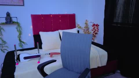 pequitasmedusa9 online show from 09.26.25