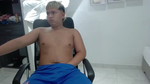 Snapshot of percibal_junior1 chatting on 01.31.25 percibal_junior1 online show from 01.31.25