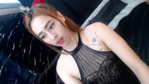 Sweet Gwen online show from 10.25.25