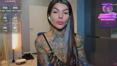 Snapshot of perfecttbaby77n chatting on 02.26.25 Anna online show from 02.26.25