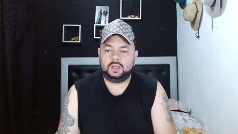 Snapshot of perverseveteranmanxxx chatting on 02.18.25 Carlos online show from 02.18.25