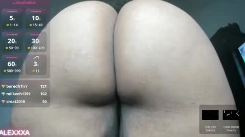 Snapshot of pervertt_mommy chatting on 01.30.25  Alexandra  online show from 01.30.25