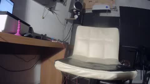 Snapshot of pervmymind chatting on 10.06.25 kinkypervxxx online show from 10.06.25