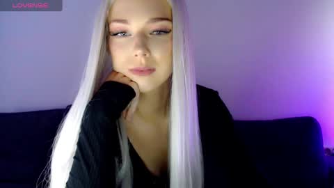 Snapshot of pervyblonde chatting on 01.10.25 Isabella online show from 01.10.25