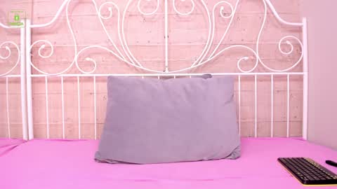 Charlize XL online show from 12.18.24