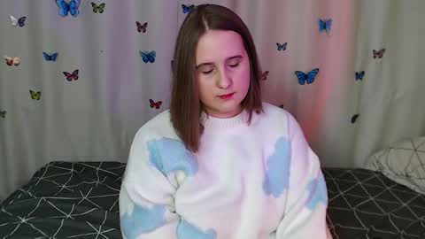 Snapshot of phantommira chatting on 02.23.25 phantommira online show from 02.23.25