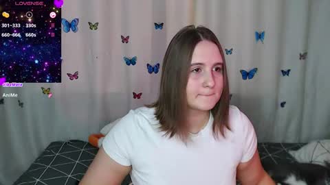 Snapshot of phantommira chatting on 03.02.25 phantommira online show from 03.02.25