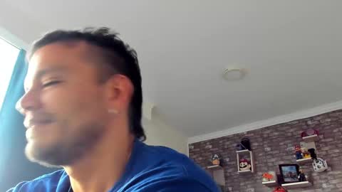 Snapshot of philipe_inzagui chatting on 03.10.25 Philipe online show from 03.10.25