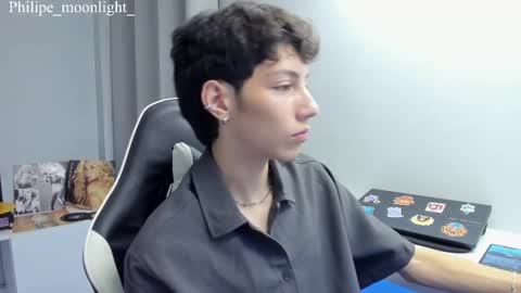 Snapshot of philipe_moonlight_ chatting on 03.10.25 Phil. INDEPENDENT MODEL online show from 03.10.25