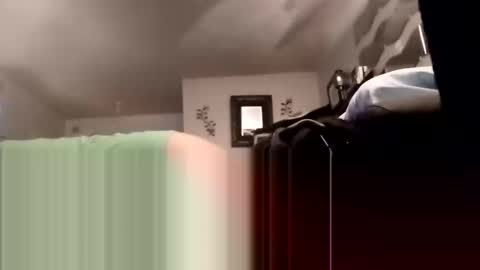 Snapshot of phillipdee chatting on 10.24.25 phillipdee online show from 10.24.25