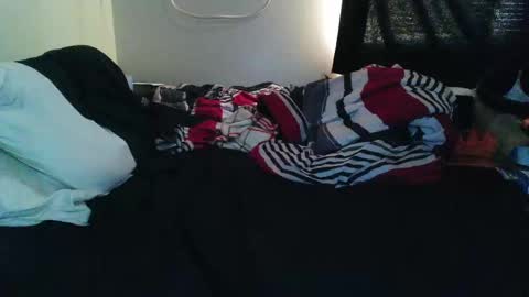 Snapshot of phxstud369 chatting on 09.30.25 phxstud369 online show from 09.30.25