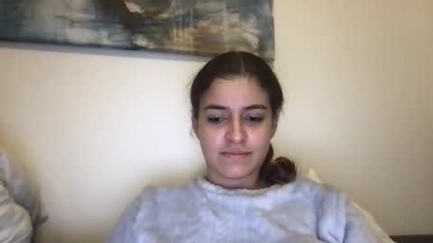 Snapshot of pia_couple chatting on 11.02.25 pia_couple online show from 11.02.25