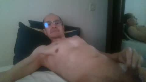 Snapshot of pichoun71 chatting on 12.29.24 pichoun71 online show from 12.29.24