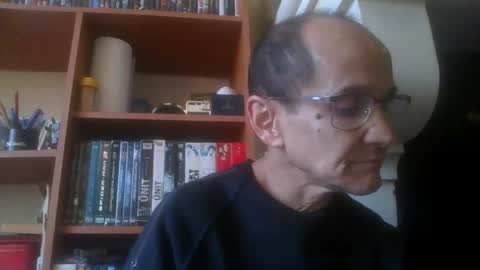 Snapshot of pichoun71 chatting on 01.19.25 pichoun71 online show from 01.19.25