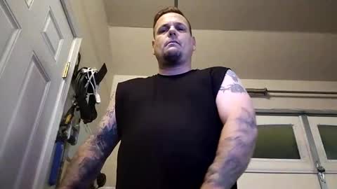 Snapshot of pickleback69 chatting on 12.31.24 pickleback69 online show from 12.31.24