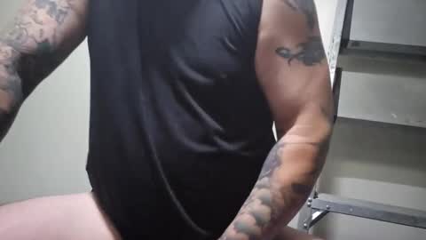 Snapshot of pickleback69 chatting on 10.05.25 pickleback69 online show from 10.05.25