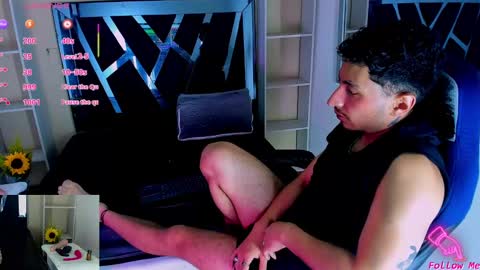 Snapshot of piggy_eddy chatting on 09.24.25 Eddy Brock... Its a pleasure to talk to... online show from 09.24.25